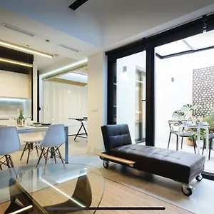 https://lujoso-loft-con-piscina-espacio-office.es-andalucia.com